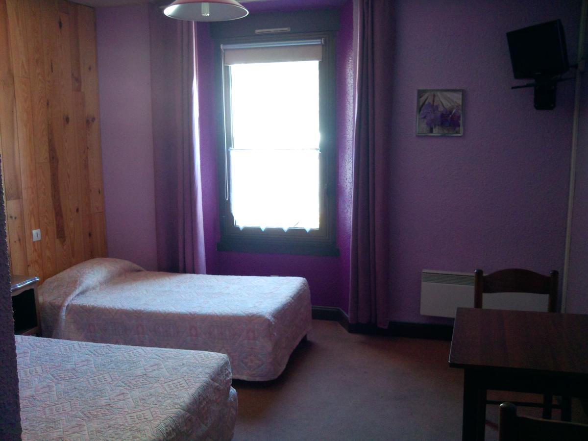 Hotel La Gare L'Argentiere-la-Bessee Ngoại thất bức ảnh