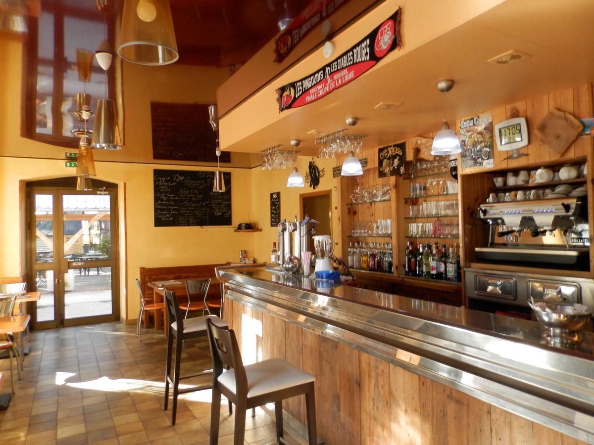 Hotel La Gare L'Argentiere-la-Bessee Ngoại thất bức ảnh