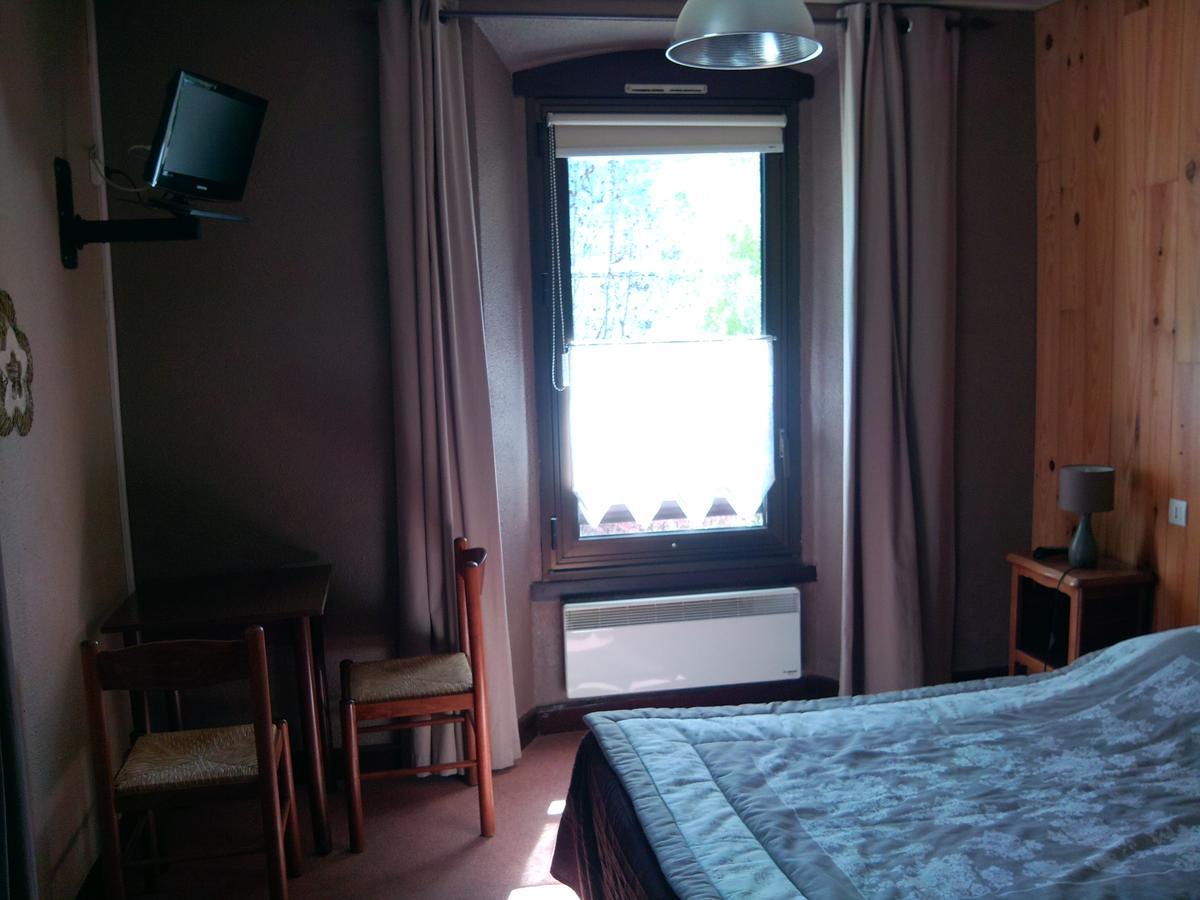 Hotel La Gare L'Argentiere-la-Bessee Ngoại thất bức ảnh