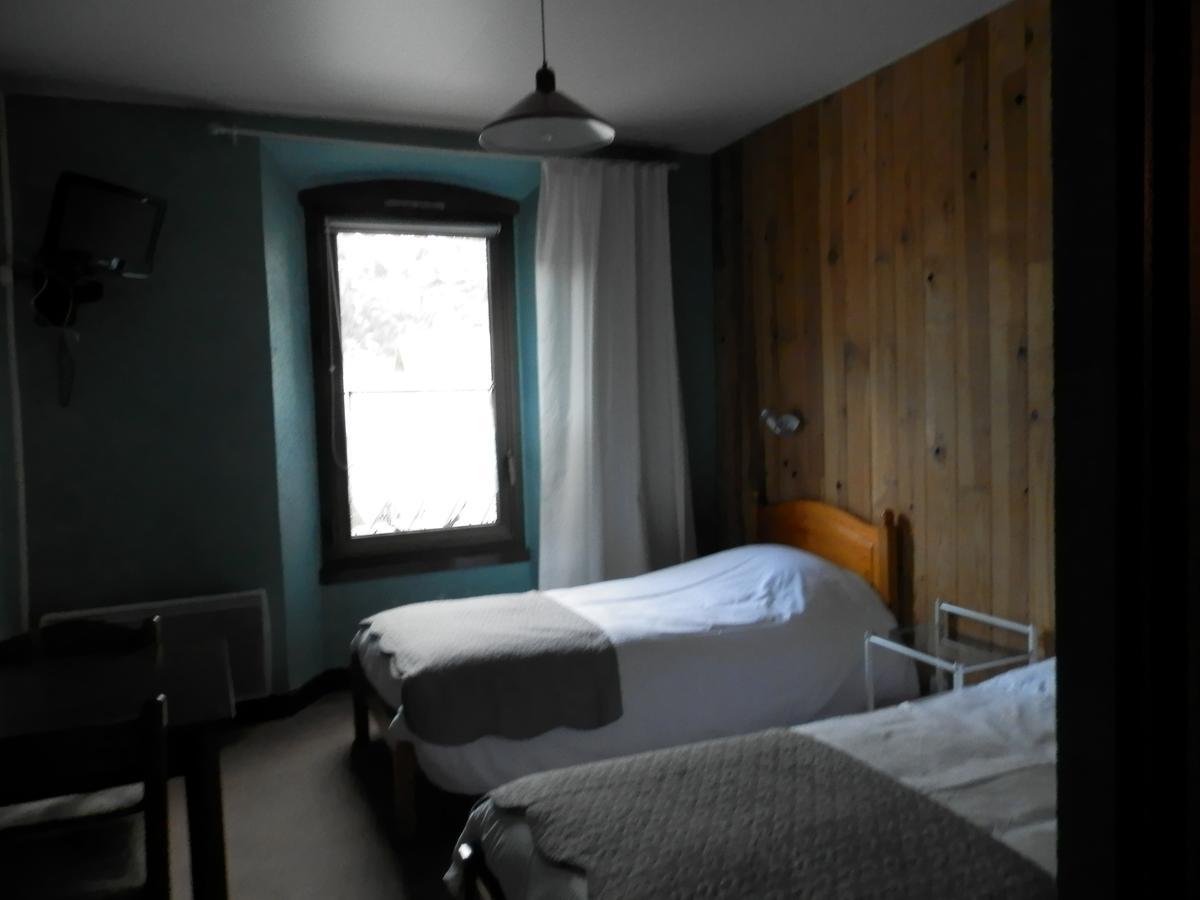 Hotel La Gare L'Argentiere-la-Bessee Ngoại thất bức ảnh